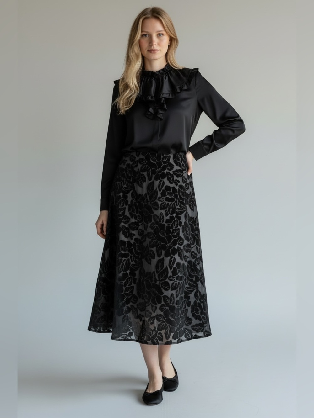 Lily Vintage Silk Blend Floral Velvet Burn Out Skirt EUC Size L